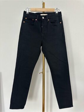 LEVIS PREMIUM Denim Women's Black Wedgie Style Jeans Size 27